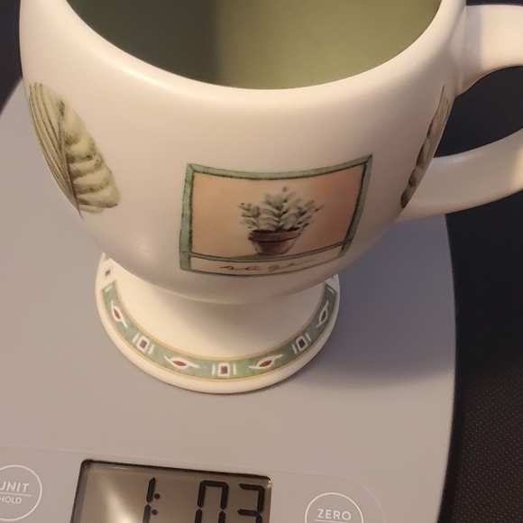 Portfolio By Pfaltzgraff Naturewood Gardening Footed Mug 1 Ib 5"×3" - Picture 10 of 10